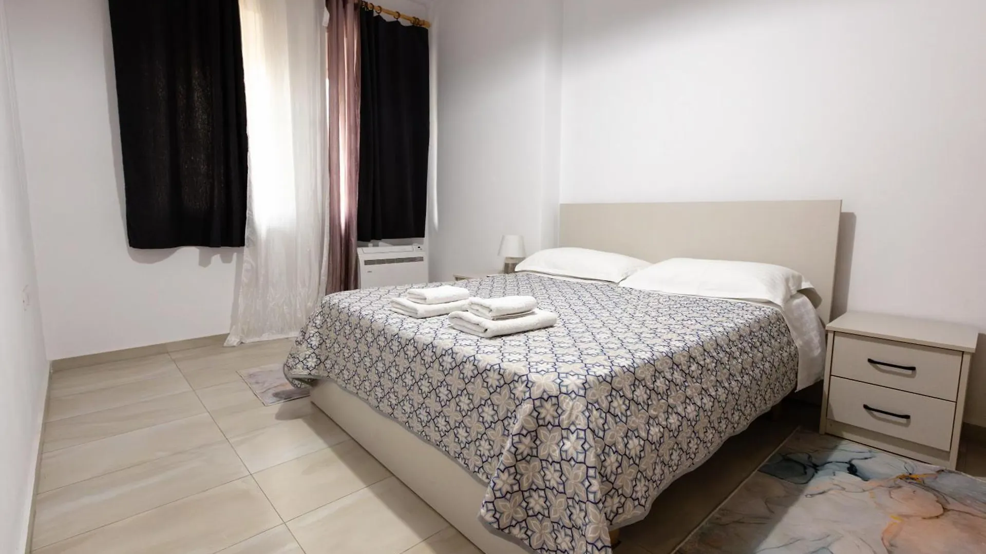 Apartment Happy Home Central 1 Tirana Albania