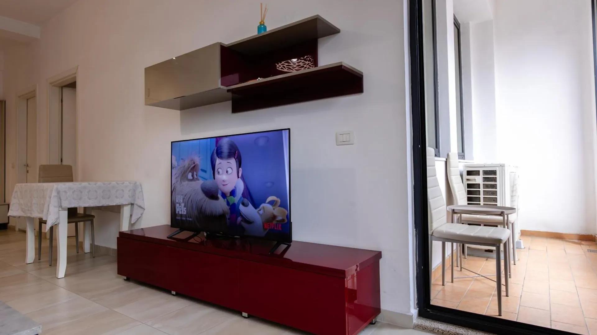 Apartment Happy Home Central 1 Tirana