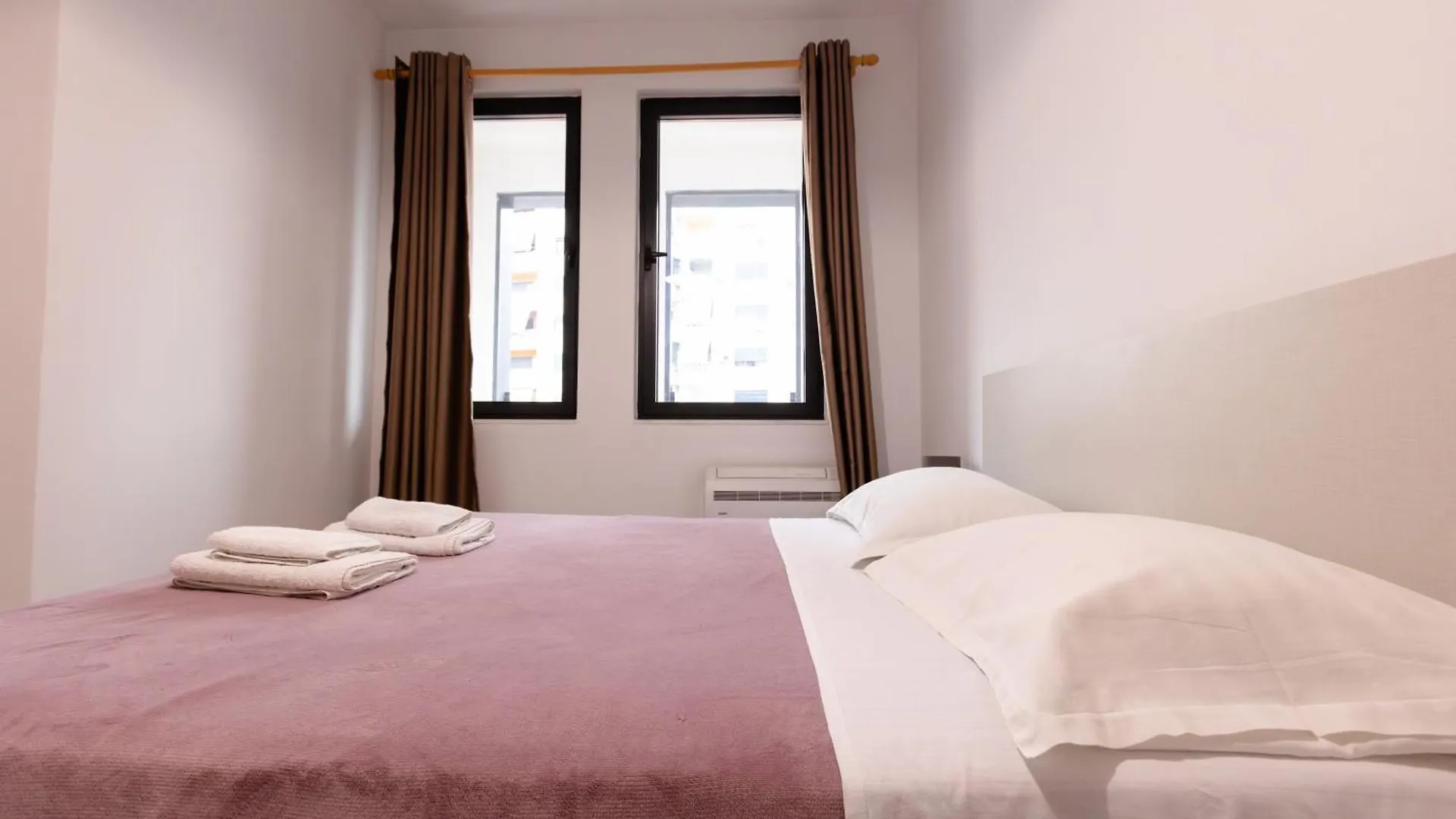 Apartment Happy Home Central 1 Tirana Albania