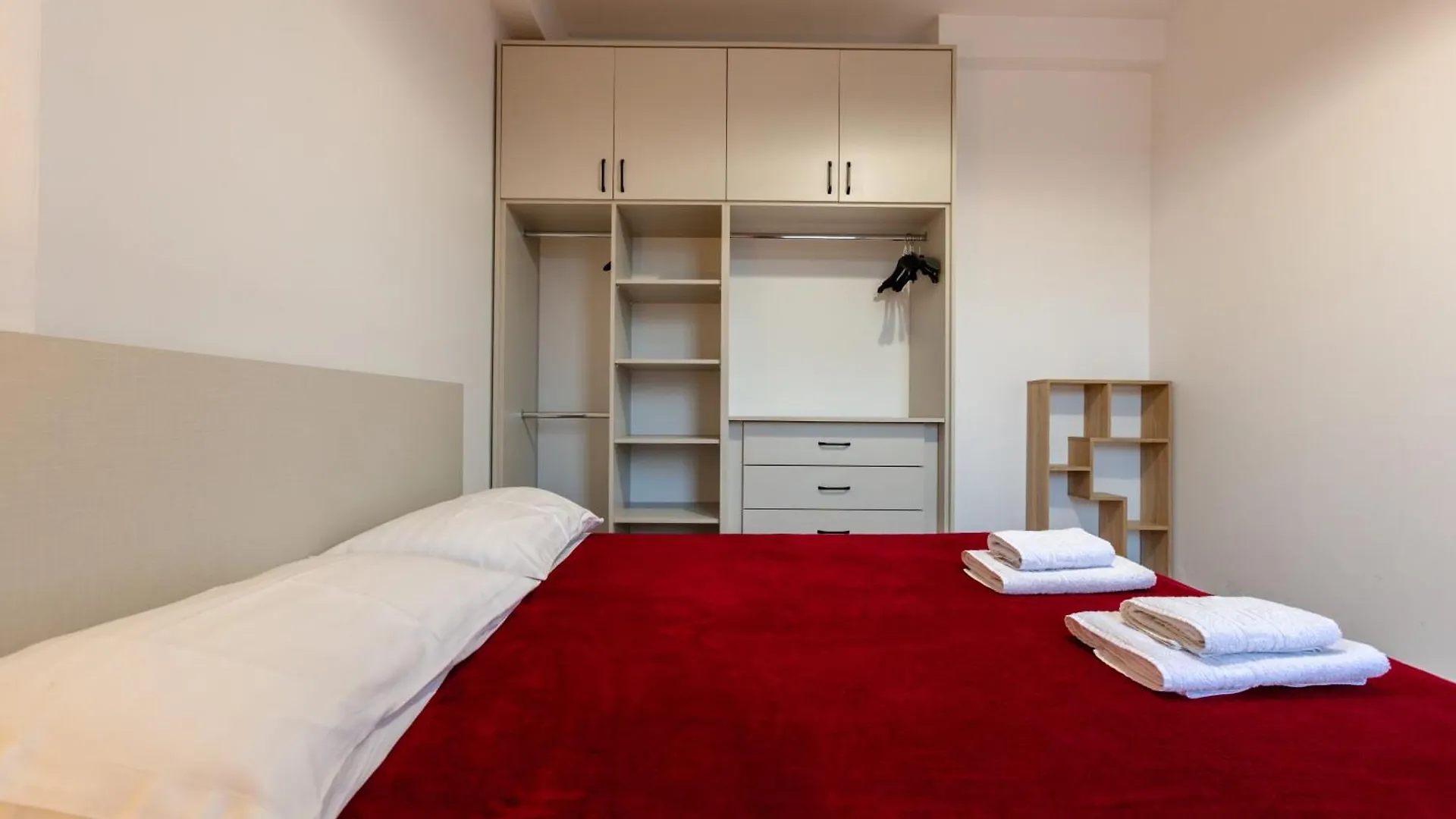 Appartamento Happy Home Central 1 Tirana